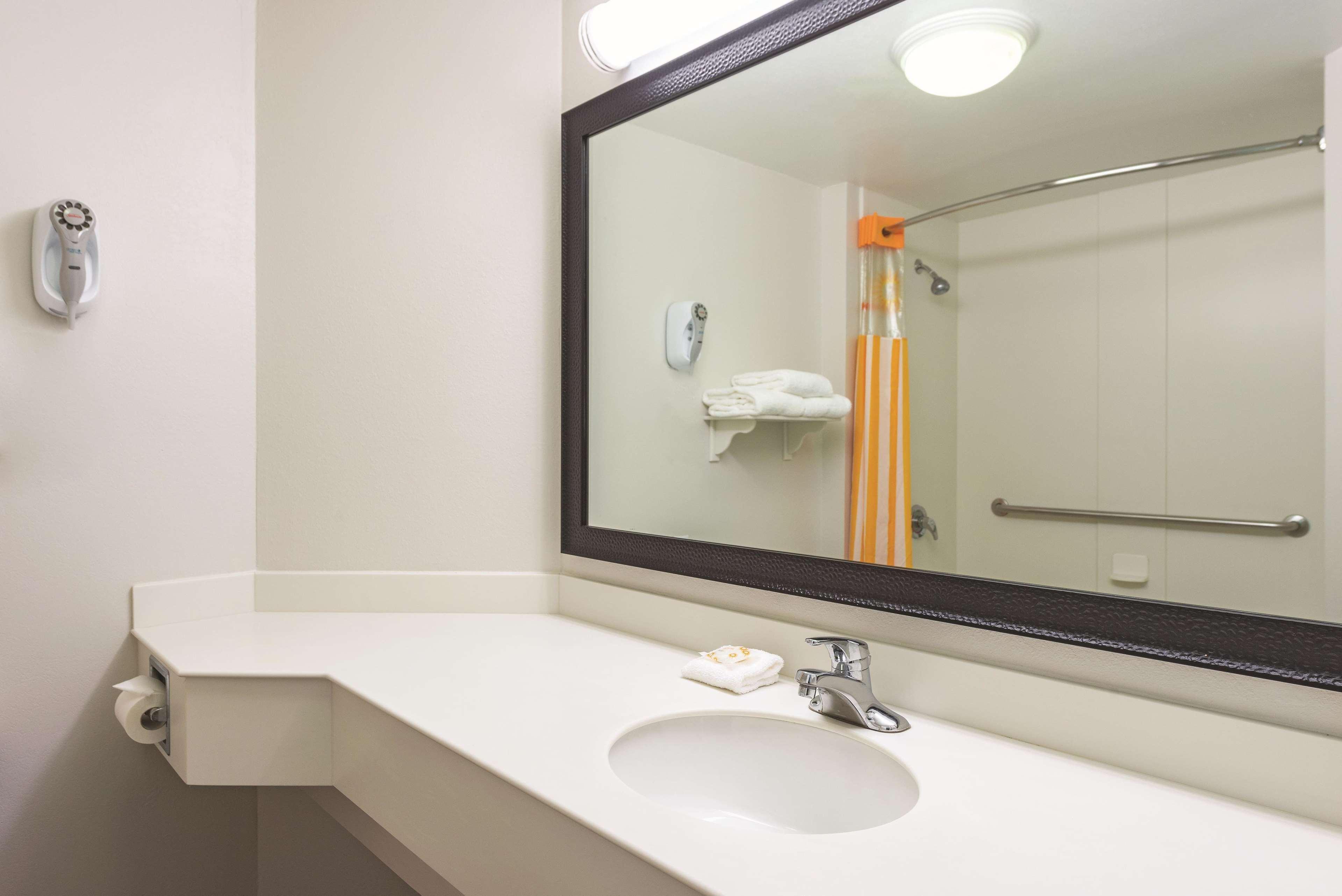 Travelodge By Wyndham Houston Cy-Fair Kültér fotó
